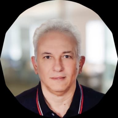 Ashraf-Fawzy-team-member-in-swissdevs