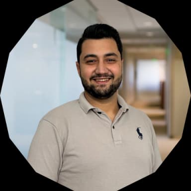 Kerols-Atef-team-member-in-swissdevs